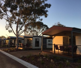 Yarrawonga Riverlands Tourist Park