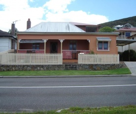 Albany Historic Cottage