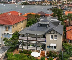 Cremorne Point Manor