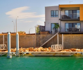 33 Inggarda Lane - PRIVATE JETTY & SPA