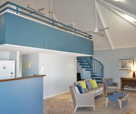 Osprey Holiday Village Unit 114 - Gorgeous 3 Bedroom Holiday Villa with a Pool in the Complex