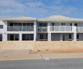 Blue Bay Beach Stay - Mandurah