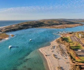 API Pelican Beach Front Apartments Kalbarri