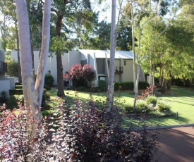 'Reuben's Retreat' in the heart of Margaret River!