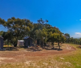 Big Tiny Seven Hills Tiny House, Tallarook