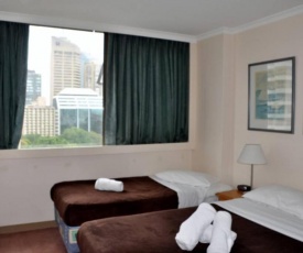 Accommodation Sydney: Hyde Park View 2 Bedroom 1 Bathroom Pet Friendly Apartment