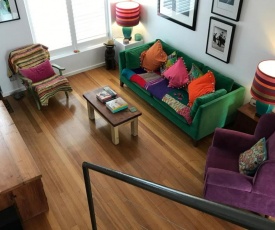 Colourful Darlinghurst Home- In Perfect Location