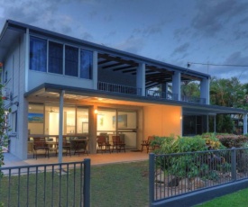 Island View Unit 2 / 40 Marine Parade