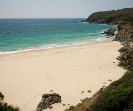 Burgess Beach 2, 41 Burgess Road, Forster