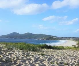 CHILL-OUT BEACH HOUSE @ FORSTER