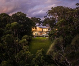 Bask at Green Point - Between the ocean & the lake