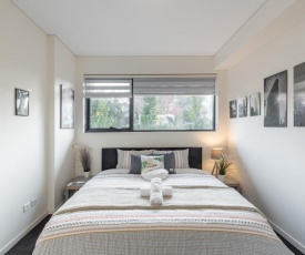 Cozy Kingbed Apt Study Homebush Sleeps 5