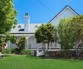 Blake House - iconic coastal homestead