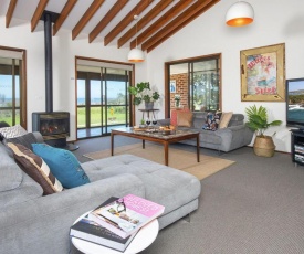 Beach House on Jones Beach - Kiama Accommodation