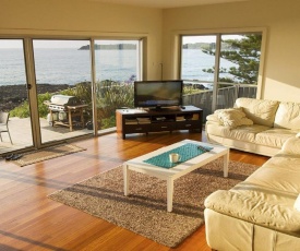 Jones's Beach House - perfect location with views!