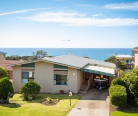 Kianga Parade Beach House