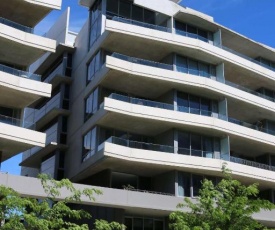 Accommodate Canberra - Realm Residences