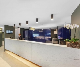 Belconnen Way Hotel & Serviced Apartments