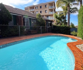 Macadamia Court, Unit 2, 8 Government Road