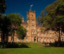 St Andrew's College