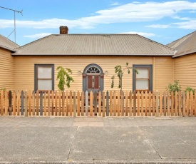 Robinson Cottage