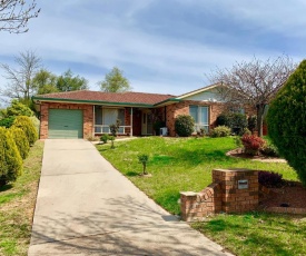 Tidy Home in a Leafy Suburb, Great Location