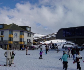 Perisher Manor Hotel