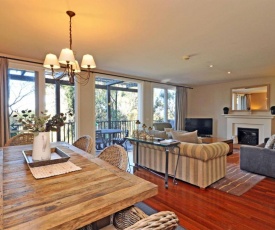 Villa 3br Beaujolais luxe + style Resort Condo located within Cypress Lakes Resort (nothing is more central)