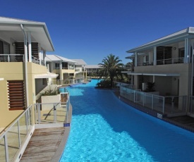 Pacific Blue Apartment 139, 265 Sandy Point Road