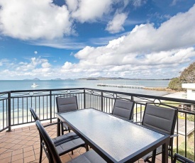 2/137 Soldiers Point Road - luxury unit on the waterfront with aircon and free unlimited Wi Fi