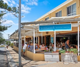 Seabreeze Beach Hotel