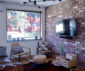 Stylish Modern Apartment in Marrickville