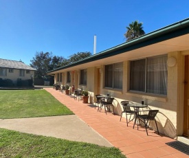 McNevins Tamworth Motel