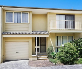 Toowoon Bay Townhouse, Unit 6