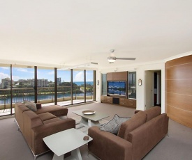 Seascape Apartments Unit 1201A - Luxury apartment with views of the Gold Coast and Hinterland