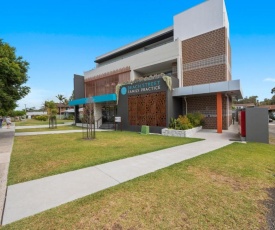 Woolgoolga Executive Apartment Unit 2 Beach Street 51