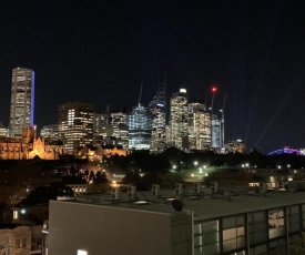 Inner City Harbour Views With Parking